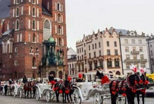 Zdjęcie do WYCIECZKA CZĘSTOCHOWA, ŁAGIEWNIKI I KRAK&Oacute;W